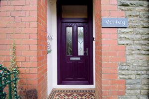 Front Entrance- click for photo gallery